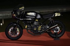 Ducati SS 1000 Cafe Racer by Cafe Racer Napoli #motorcycles #caferacer #motos |