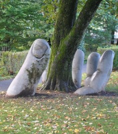 Eva Oertli and Beat Huber, “La main généreuse” or "The Caring hand", sculpture in Glaris, Switzerland