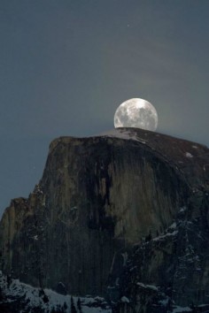 Full Moon Rising, Yosemite National Park, by Bud Walley, on 500px.