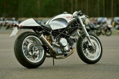 Garage Project Motorcycles - I’ve seen this Ducati Monster bouncing