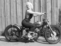 Girl on an old motorcycle: Post your pics! - Page 823 - ADVrider