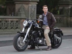 Harley-Davidson supplied a mock-1940s bike for ‘Captain America’ but here the movie’s star Chris Evans is on one of the company’s modern Softail Slim models powered by a 1688cc V-twin.