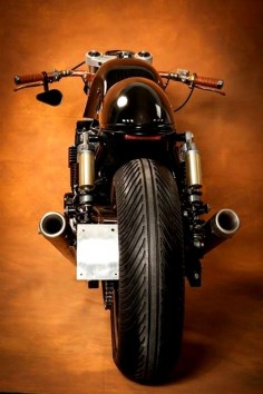 Honda CB 750 Cafe Racer | Ruleshaker