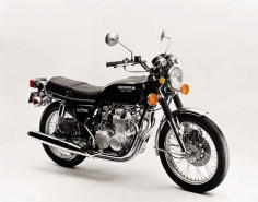 Honda CB550 Four - I've been obsessed with this bike since I saw someone riding it last