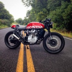 Honda CX500 Cafe Racer by Mike Meyers #motorcycles #caferacer #motos |