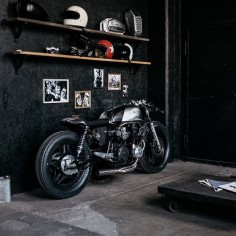 Hookie Co CB750 Cafe Racer #motorcycles #caferacer #motos |