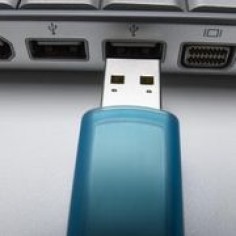 How to Use a Flash Drive as RAM