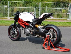 IL DUCATISTA: Ducati Monster 1100 Evo by WalzWerk-Racing (Marcus Walz).