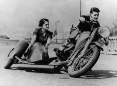 leaning motorcycle side car