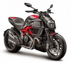 Luusama Motorcycle And Helmet Blog News: 2015 Ducati Diavel Carbon