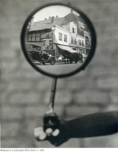 Martin Munkacsi, Berlin, c. 1929, Reflection in a Motorcycle Mirror
