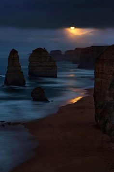 Moon over The Apostles, Australia
