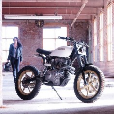 Motorcycle customizing is all about transformation: better looks, better functionality, or a combination of both. But we don’t often see a transformation as radical as this.  Canada-based @KickMoto have taken an innocuous Honda CM400, ditched the ungainly cruiser doo-dads, and turned it into a motocross-styled weapon built for urban streets and hardpack dirt.  We’d take it for a blast — what about you?  Get the exclusive story (and hi-res imagery) via the link in our bio.  #honda #cm400 #