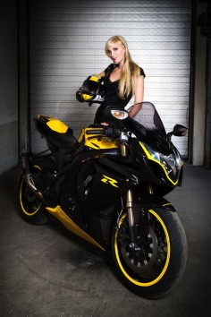 motorcycle girl SUZUKI GSXR1000
