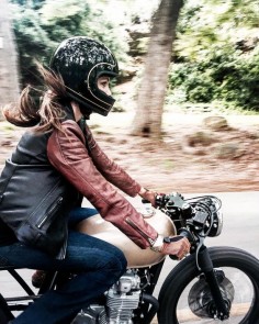 #motorcyclesgirls #chicasmoteras | 