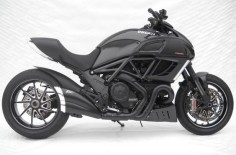 Pure Design / Ducati Diavel Exhaust by ZARD