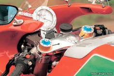 Racing Cafè: Ducati MH 900E by La Bellezza