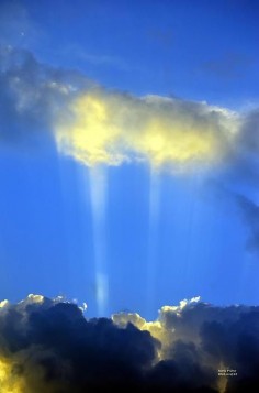 Rays and Clouds | Amazing Pictures