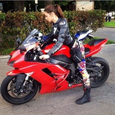Real Motorcycle Women - bikerchicksofinsta (4)