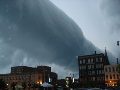 Roll cloud over Chicago
