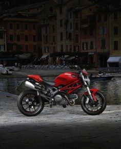 Smart Cycle Shopper Reviews the 2011 Ducati Monster 796 - Cycle Trader Insider - Motorcycle Blog by Cycle Trader