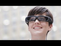 Sony's SmartEyeglass: augmented reality smart glasses for business solutions - YouTube