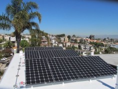 Sunpower solar panels installed in Hermosa Beach help this family reduce its electricity.