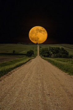 Supermoon rises over this road to nowhere in eastern South Dakota