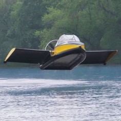 The Flying Hovercraft - Hammacher Schlemmer
