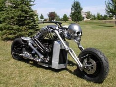 this is a bad-ass design, no doubt. but thinking about  are humping a skeleton every time you get on this thing. LOL