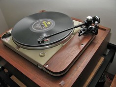 Thorens TD124 / Graham vintage Audio turntable