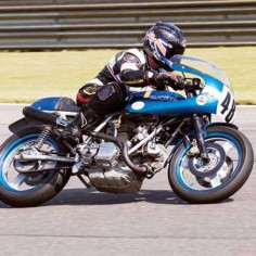 Transforming a Ducati 900SS from a street demo into a Superbike. (Story by Alan Cathcart, photo by Phil Hawkins. Motorcycle Classics, May/June 2015)