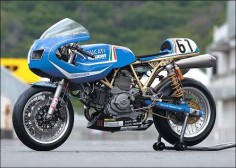 Vintage Ducati racer #ducati