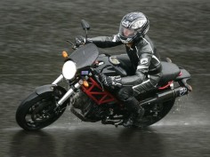 Women Ducati Riders | Ducati Monster 695 - stylish, fun,  what's not to like?