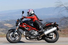 Women's Ducati Monster 696. I will have this in the next 5 years. :0