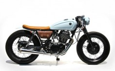 Yamaha SR400 Cafe Racer by The Sports Customs #motorcycles #caferacer #motos |