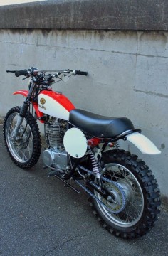 Yamaha SR400 VMX