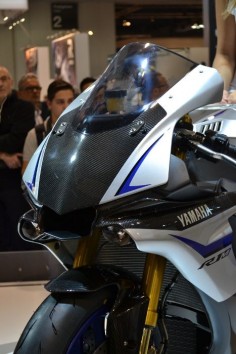 Yamaha YZF-R1M MY 2015 a EICMA 2014 