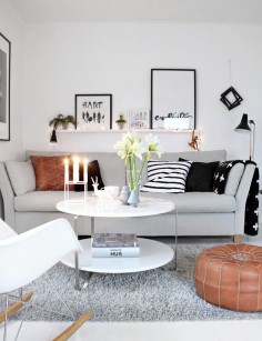 10 Small Living Room Design Ideas, Even If It's Rented