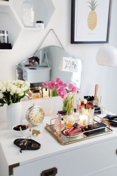 2 Ways to Make the Most of Styling Your Dresser #theeverygirl