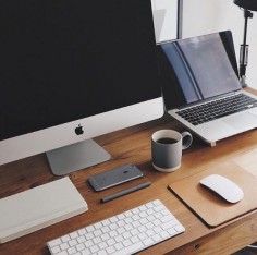 20 Wonderfully Minimal Workspaces For Your Inspiration - UltraLinx