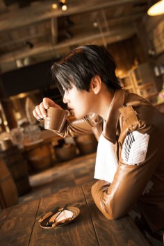 AMAZING cosplay ll Attack on Titan ll Special Operations Squad: Levi Ackerman