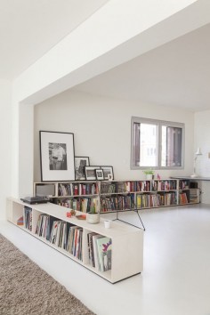 B L O O D A N D C H A M P A G N E » INSPIRATION #447 Love the low room divider/record storage