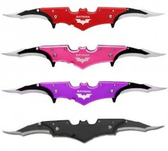 Batman Twin Blade Batarang Pocket Knives - not sure why I would need one but STILL