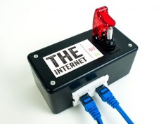 Build Your Own Instant Emergency Internet Kill Switch #technology