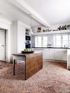 herringbone brick floor / kitchen