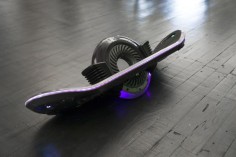 #Hoverboard is modular: "a new board is just a replacement part away" #BackToTheFuture