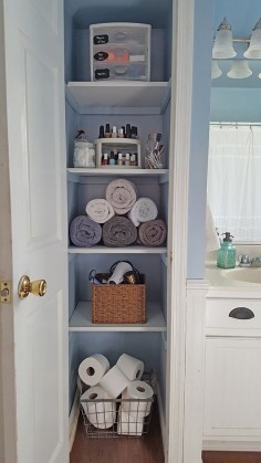 How to maximize your storage space with simple linen closet organizational ideas.