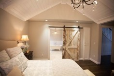 joanna and chip gaines farmhouse | ... thinking it looks like a Joanna and Chip Gaines Fixer upper house