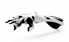 Open-Source Cyborg Hand is Making Prosthetics More Accessible Than Ever 5/30/15